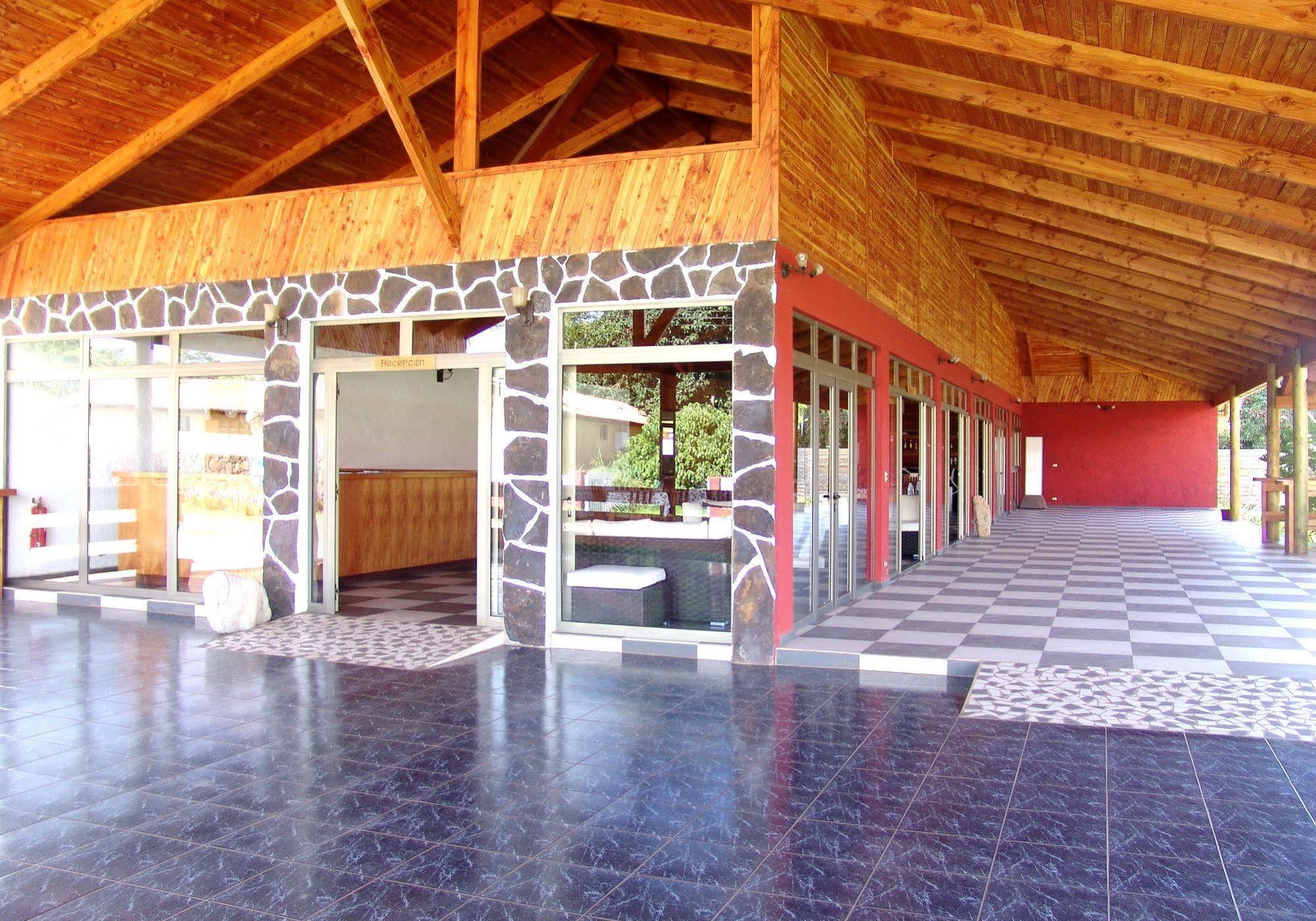Hotel Puku Vai Hanga Roa Exterior photo